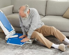 Bath Lift Chair a Lifesaver for Those With Balance Issues